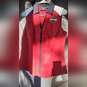 Harley-Davidson Red Sleeveless Zip-Up Vest with Black Trim size S